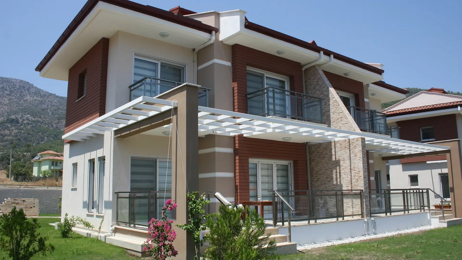 فيلة Golden Golf Sarigerme Villalari تركيا